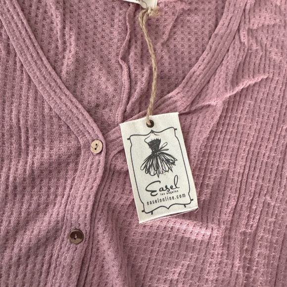 NWT Waffle Knit Tie Top in Wine - Picture 8 of 8